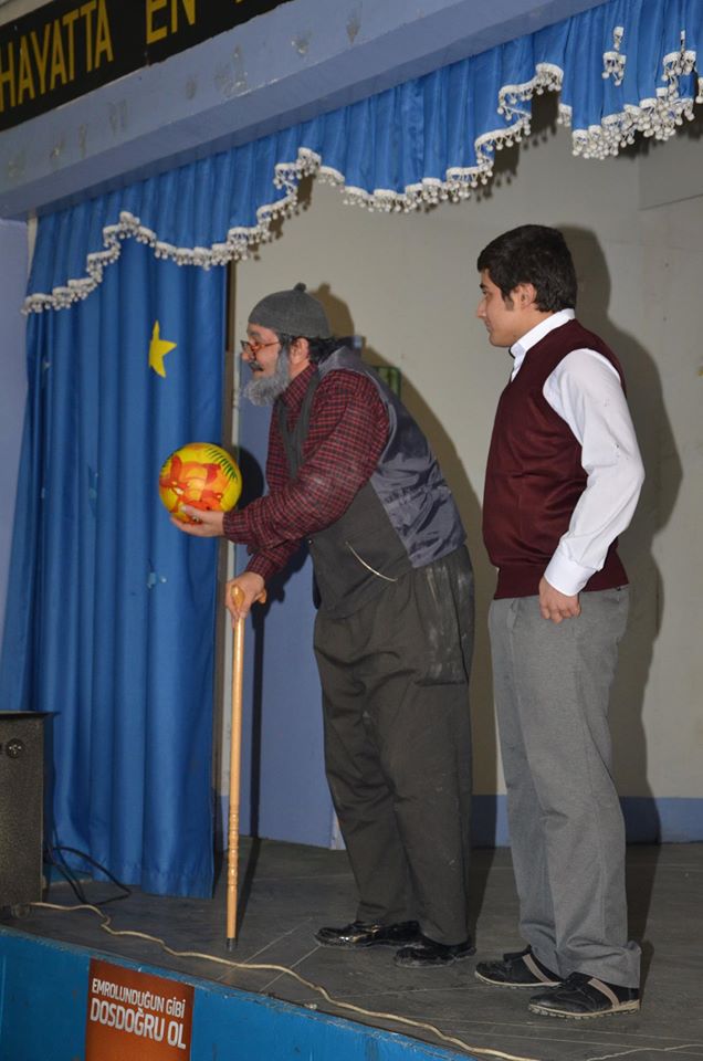 Ereğli’de “Dürüstlük” Konulu Tiyatro Sahne Aldı