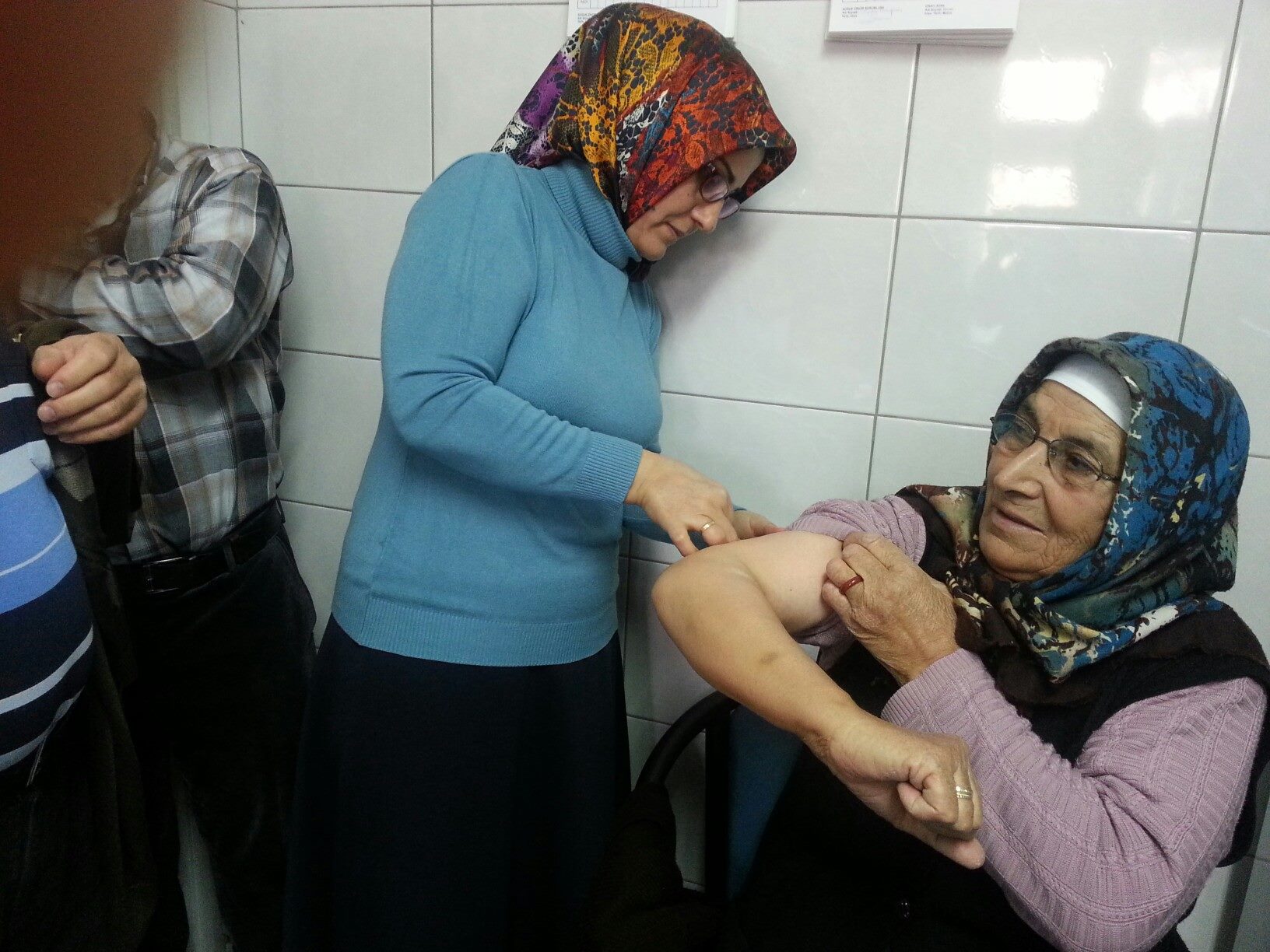 EREĞLİ’DE 205 UMRE HACISININ AŞILARI YAPILDI