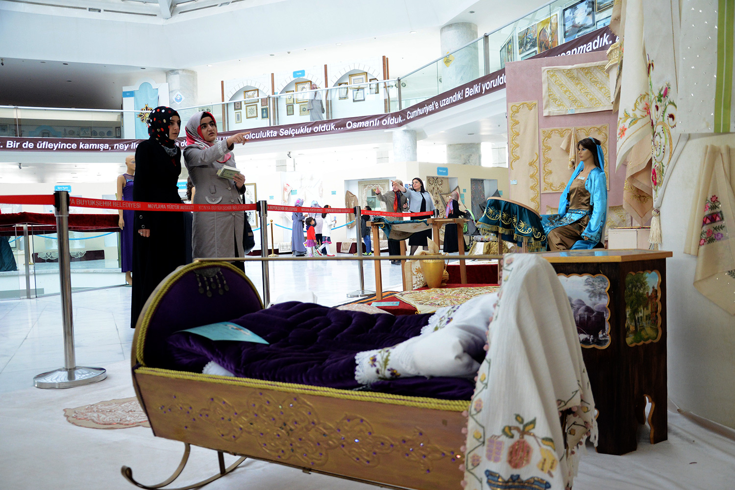 KOMEK KAYITLARINA YOĞUN İLGİ