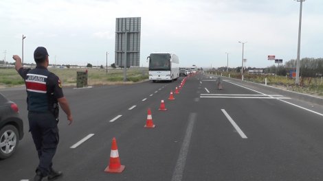 00000.00_01_03_14.still003.jpg 00000.00_01_03_14.still003.jpg