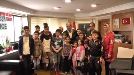 00000.00_03_56_17.still002.jpg 00000.00_03_56_17.still002.jpg