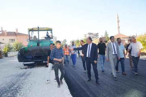 04.11.2019-eregli-belediyesi-sicak-asfaltta-hiz-kesmiyor-1.jpg 04.11.2019-eregli-belediyesi-sicak-asfaltta-hiz-kesmiyor-1.jpg