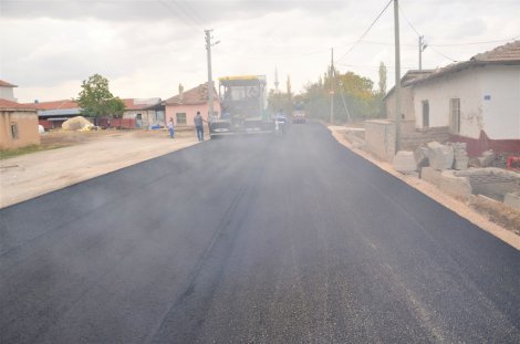 04.11.2019-eregli-belediyesi-sicak-asfaltta-hiz-kesmiyor-6.jpg 04.11.2019-eregli-belediyesi-sicak-asfaltta-hiz-kesmiyor-6.jpg