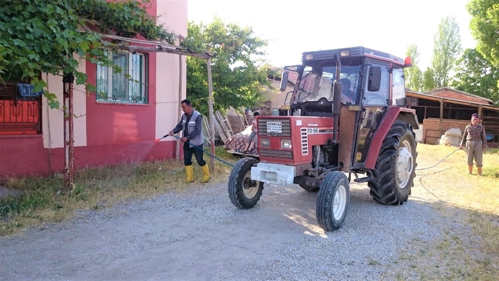 10.06.2019-eregli-belediyesi’nden-ilaclama-seferberligi-2-002.jpg 10.06.2019-eregli-belediyesi’nden-ilaclama-seferberligi-2-002.jpg