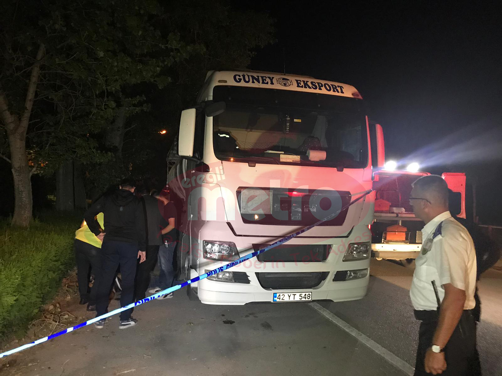 11-028.jpg 11-028.jpg