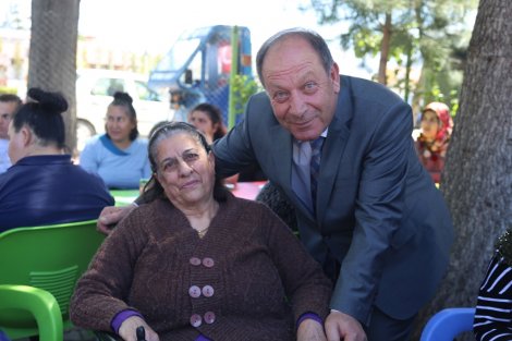 15.04.2019-baskan-oprukcu,-engelli-vatandaslar-ve-aileleri-ile-bir-araya-geldi-7.jpg 15.04.2019-baskan-oprukcu,-engelli-vatandaslar-ve-aileleri-ile-bir-araya-geldi-7.jpg