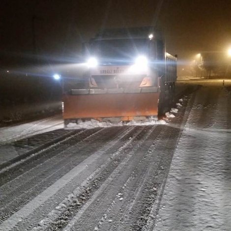 17.01.2020-kar-temizleme-calismalari-araliksiz-suruyor-1.jpeg
