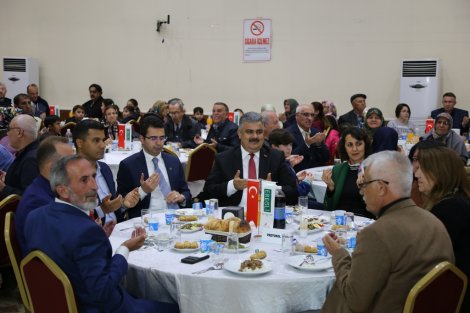 19.03.2019-sehit-aileleri-yemek-1.jpg