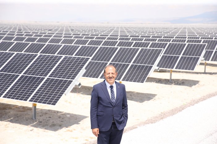 kalyon-karapinar-gunes-enerjisi-santrali-271-mw-kapasiteyle-simdiden-turkiyenin-en-buyugu-oldu-002.jpg