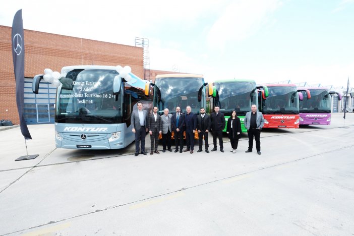 kontur-turizm-mercedes-benz-turkten-5-adet-mercedes-benz-tourismo-16-21i-teslim-aldi-003.jpg