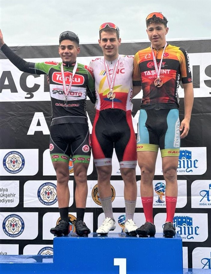 torku-seker-sporlu-gencler-turkiye-ikincisi-oldu-001.jpg