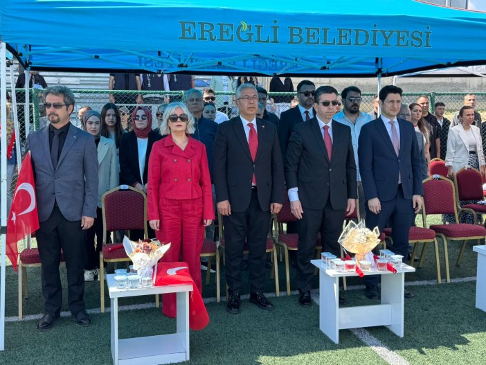 ereglide-19-mayis-genclik-ve-spor-bayrami-coskuyla-kutlandi-001.jpg