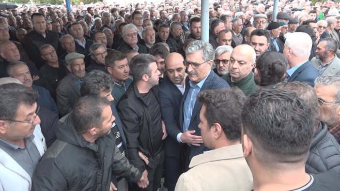 recep-konukun-oglu-fatih-konuk-dualarla-topraga-verildi-005.jpeg