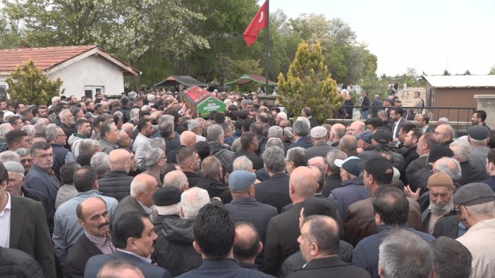 recep-konukun-oglu-fatih-konuk-dualarla-topraga-verildi-008.jpeg