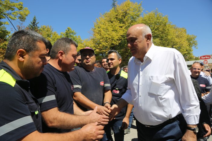 pankobirlik-genel-baskani-ve-konya-pancar-ekicileri-kooperatifi-yonetim-kurulu-baskani-ramazan-erkoyuncu-5-bin-700-personele-toplam-285-milyon-tl-promosyon-odemesi-yapilacagini-mujdeledi.jpg