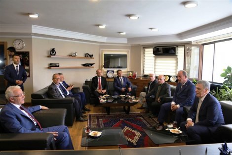 21.06.2019-baskan-oprukcuya-anlamli-ziyaret-3.jpeg 21.06.2019-baskan-oprukcuya-anlamli-ziyaret-3.jpeg