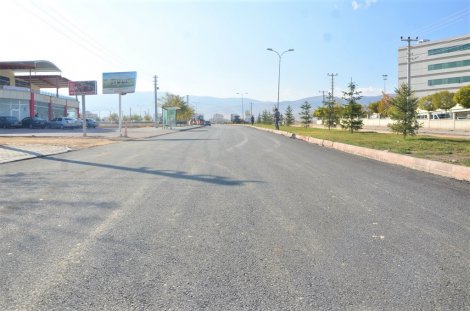23.10.2019-eregli-belediyesi’nden-hastane-yolu’na-sicak-asfalt-2.jpg 23.10.2019-eregli-belediyesi’nden-hastane-yolu’na-sicak-asfalt-2.jpg