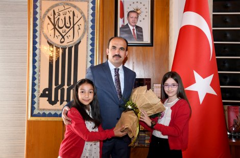 23_nisan_mkm_3.jpg 23_nisan_mkm_3.jpg