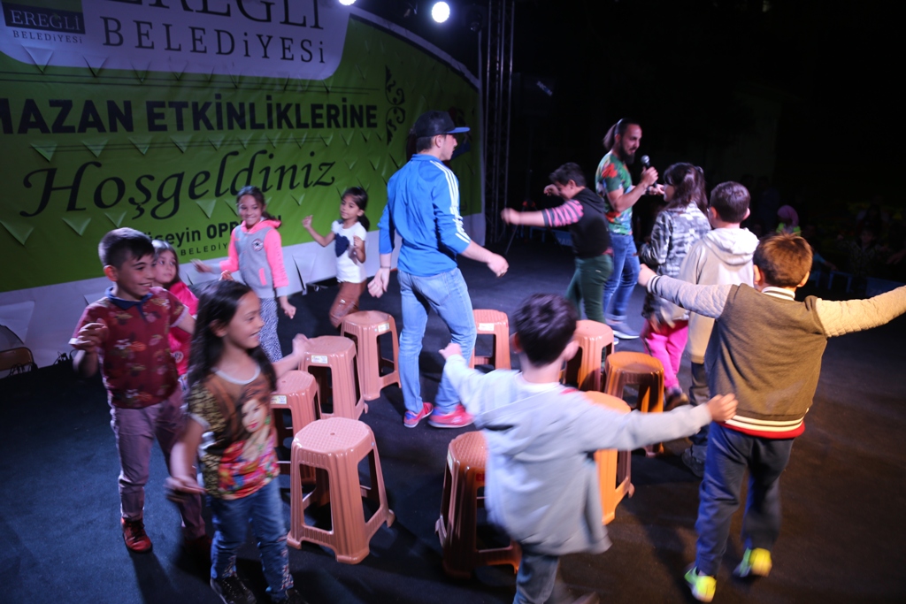 27.05.2019-cocuklar-eglenceye-doydu-6.jpg 27.05.2019-cocuklar-eglenceye-doydu-6.jpg