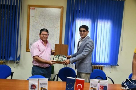 29.06.2019-issizi-assizi-olmayan-bir-eregli-icin-belediye-heyeti-ispanya’da-3.jpeg 29.06.2019-issizi-assizi-olmayan-bir-eregli-icin-belediye-heyeti-ispanya’da-3.jpeg