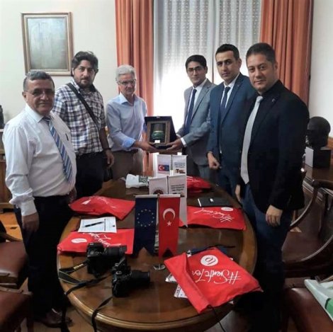 29.06.2019-issizi-assizi-olmayan-bir-eregli-icin-belediye-heyeti-ispanya’da-4.jpg 29.06.2019-issizi-assizi-olmayan-bir-eregli-icin-belediye-heyeti-ispanya’da-4.jpg