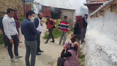 ahirda-cikan-yangin-korkuttu-001.jpg ahirda-cikan-yangin-korkuttu-001.jpg