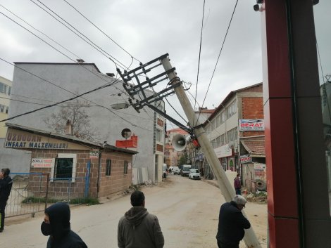 ereglide-trafo-yangini-002.jpg ereglide-trafo-yangini-002.jpg