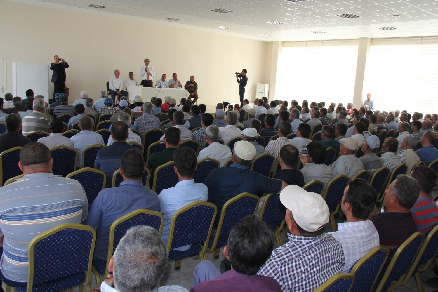 img_0098.jpg img_0098.jpg