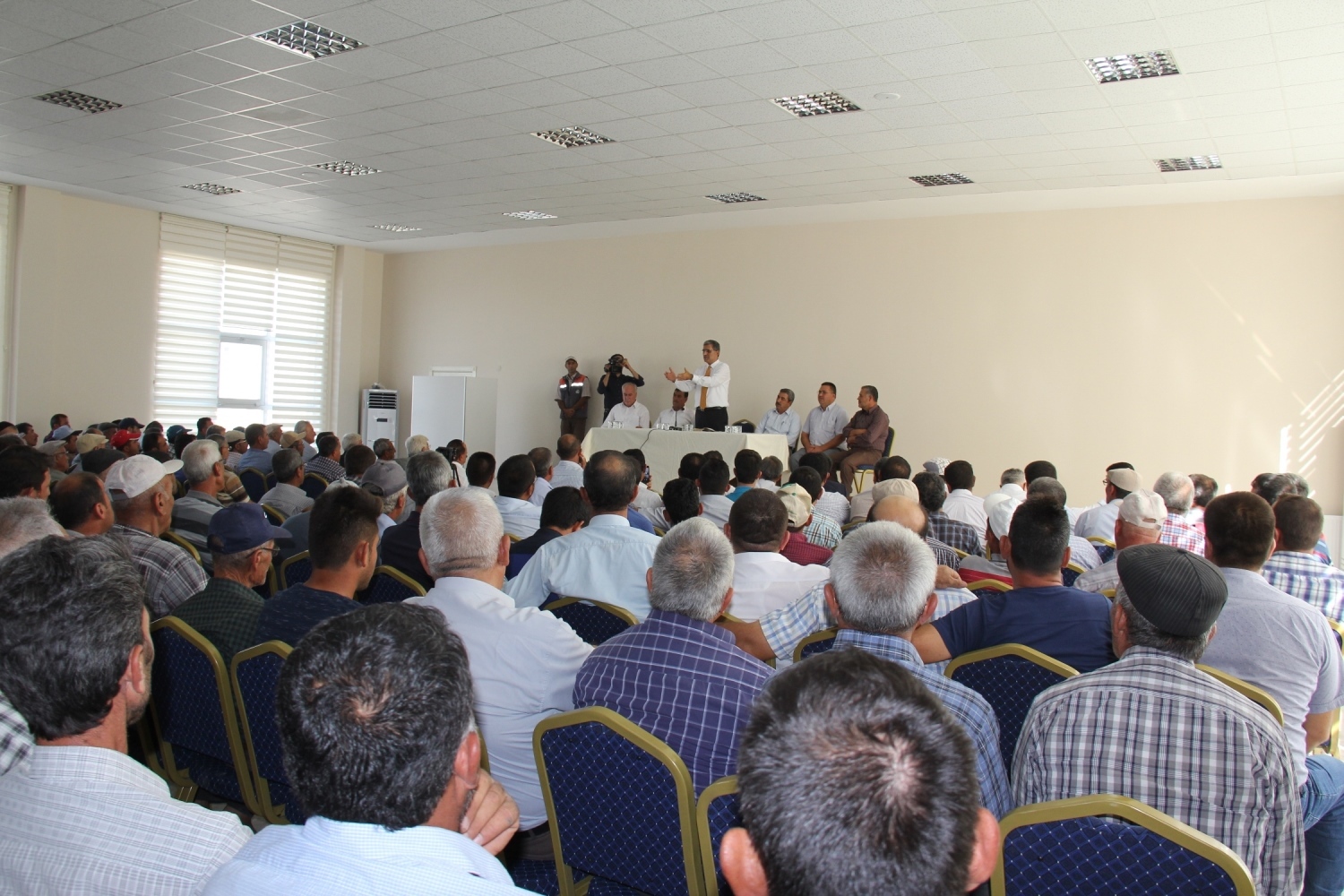 img_0107-001.jpg img_0107-001.jpg