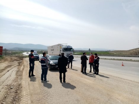 kaymakam-ciftciden-kontrol-noktalarina-denetim-004.jpg kaymakam-ciftciden-kontrol-noktalarina-denetim-004.jpg