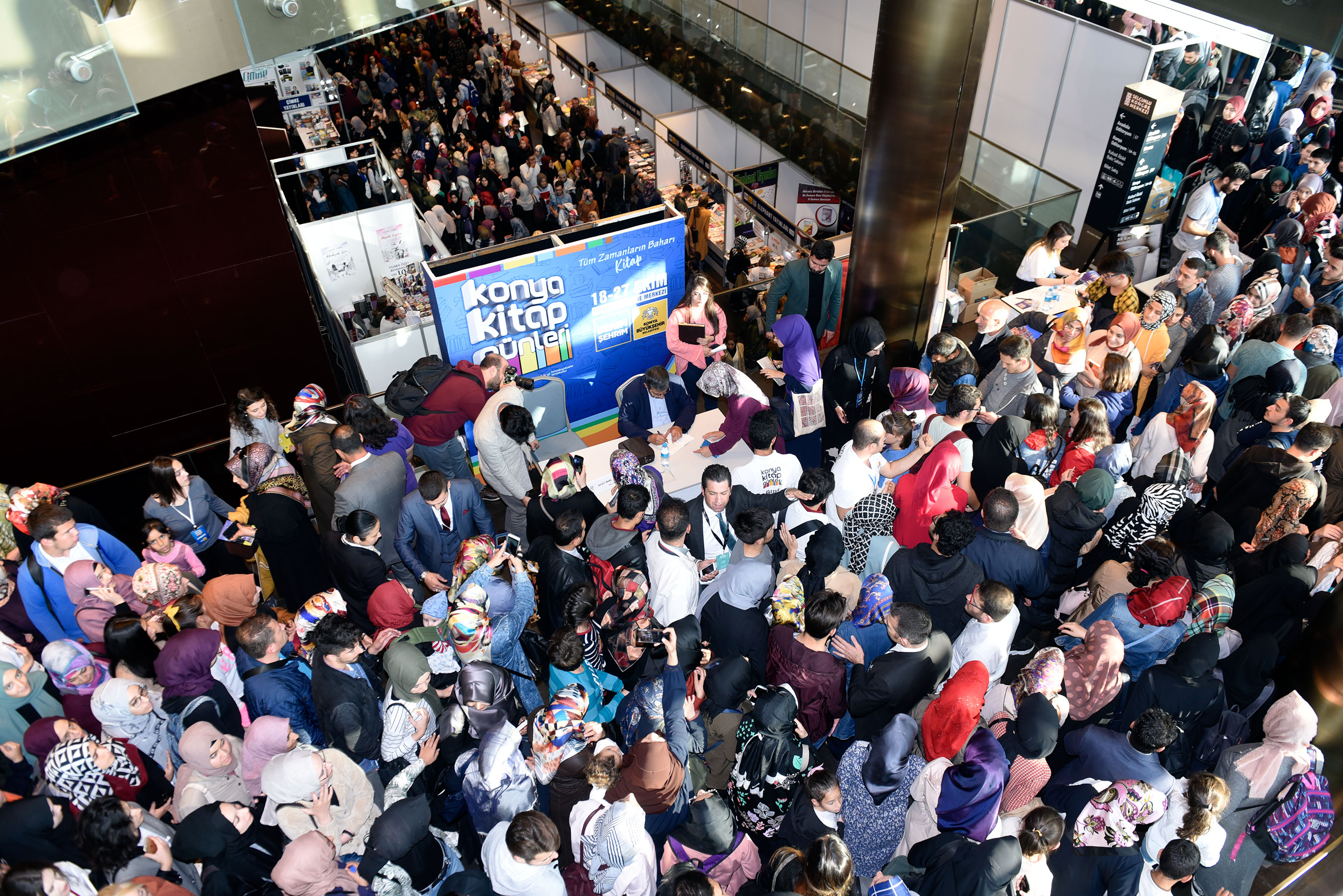 konya_kitap_gunleri_4.jpg