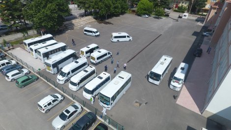 servis-araclari-ogrenciler-icin-hazirlaniyor-001.JPG