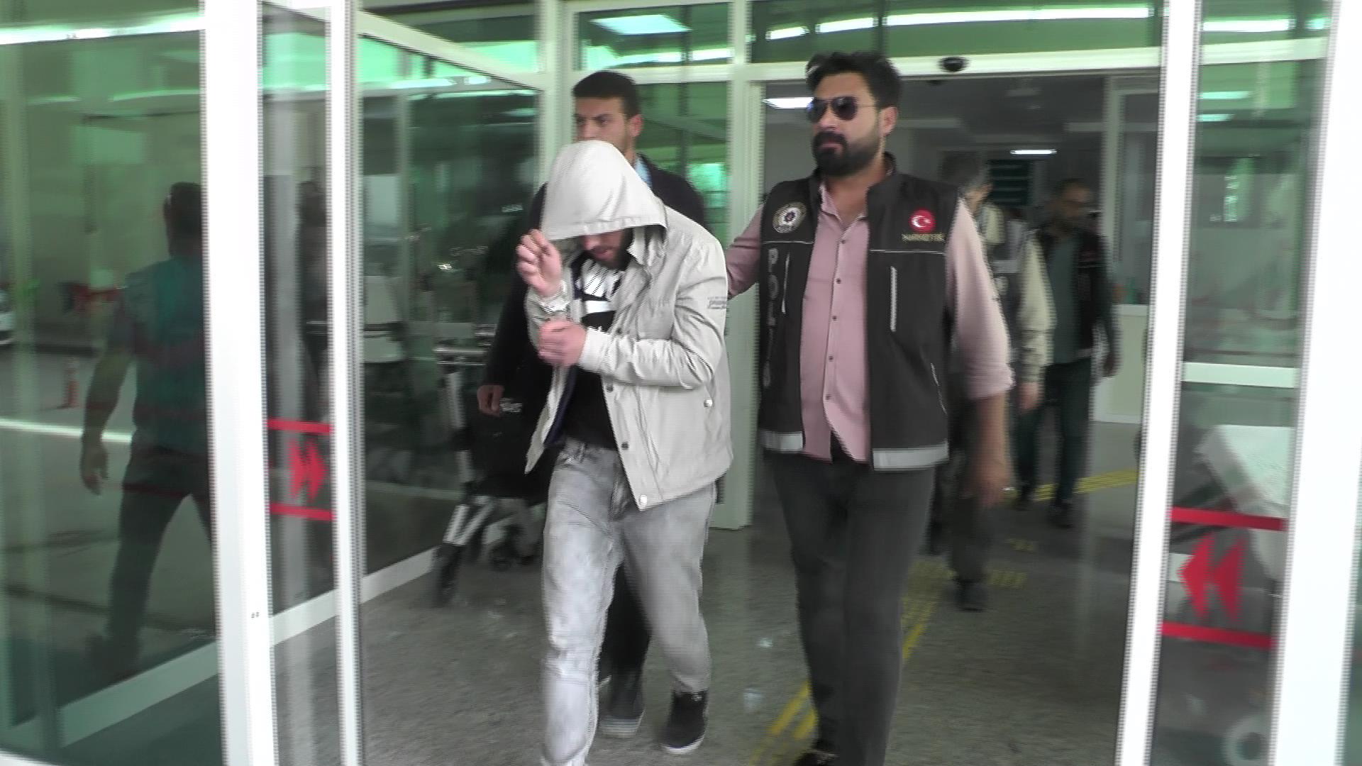 snapshot-00;00;04;20.jpg snapshot-00;00;04;20.jpg